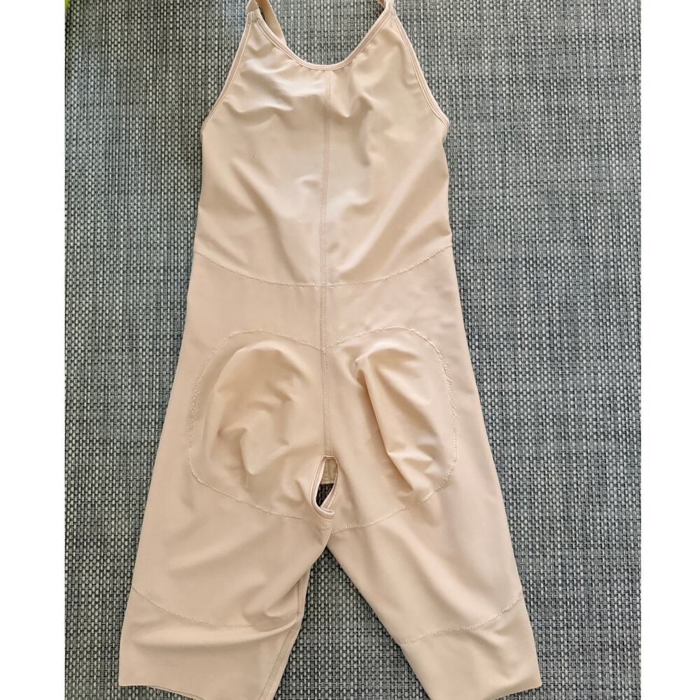 MARENA RECOVERY Post Surgery Adjustable Front Shorts Open Crotch Bodysuit L - Picture 3 of 6
